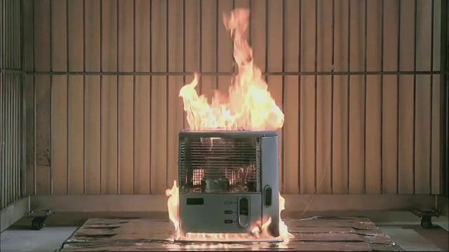 石油ストーブにガソリン(実験:製品評価技術基盤機構nite)