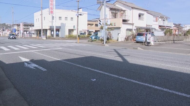 信号待ちの車に軽自動車で追突後「ちょっと回ってきます」相手の運転手にケガさせ逃げた疑いで34歳男を逮捕｜FNNプライムオンライン