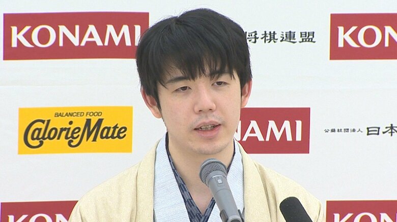 12時間の激闘の末…藤井聡太棋王が3連覇＆タイトル戦100勝！新潟での勝負飯は“ノドグロの茶漬け御前”｜FNNプライムオンライン