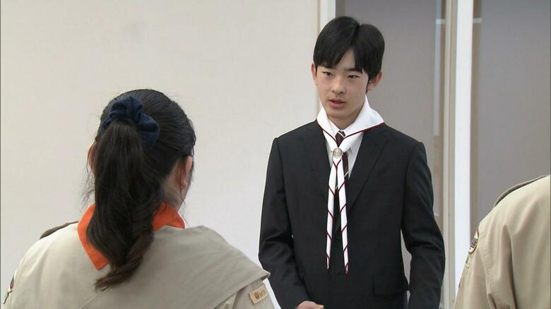 悠仁さま　ボーイスカウトの最高位「富士スカウト章」受章者と初めてご面会　皇室とボーイスカウトとの交流の歴史｜FNNプライムオンライン