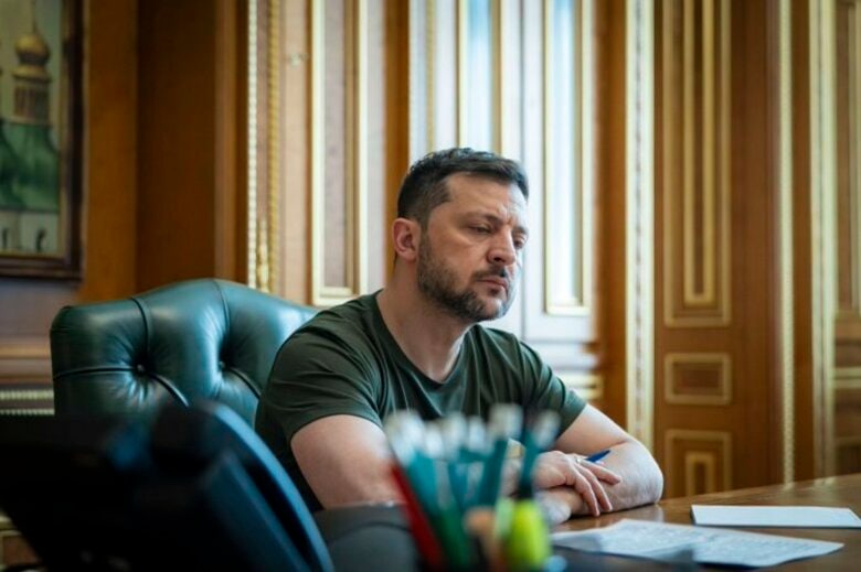 ウクライナのゼレンスキー大統領がトルコのエルドアン大統領と電話会談　ロシアとの直接交渉への全面的な支援に謝意｜FNNプライムオンライン