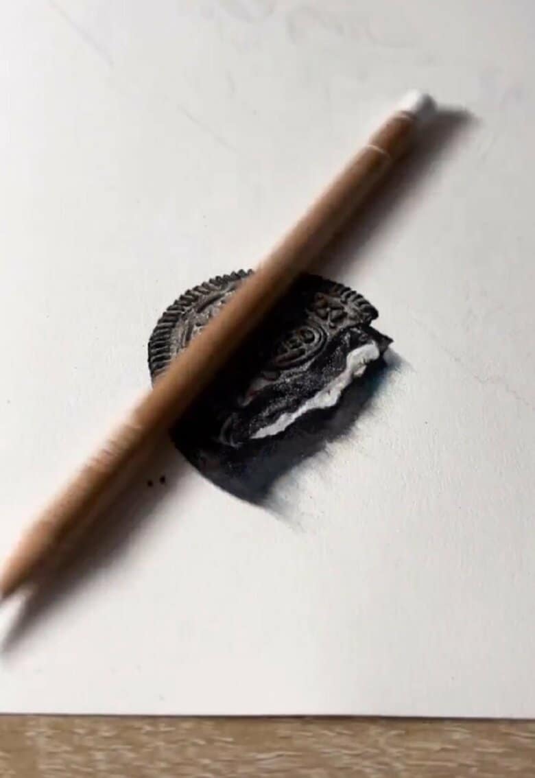 鉛筆を転がして“絵”だと証明