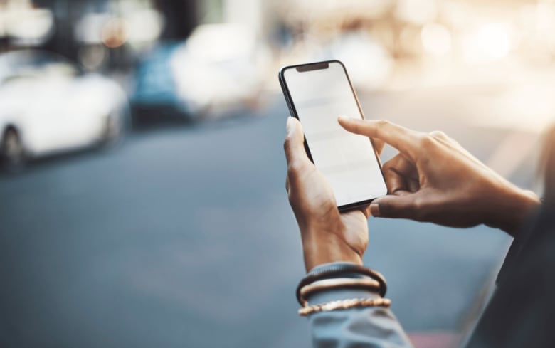 Appleが42%のシェアを獲得し、10兆円を超えるスマートフォン市場をリード