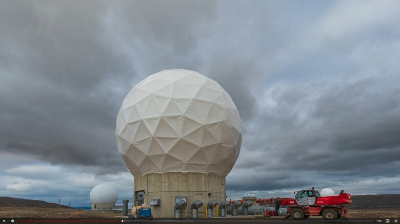 ピツフィク米宇宙軍基地にあるSBIRS-GEO衛星などの受信アンテナ（米国防総省）