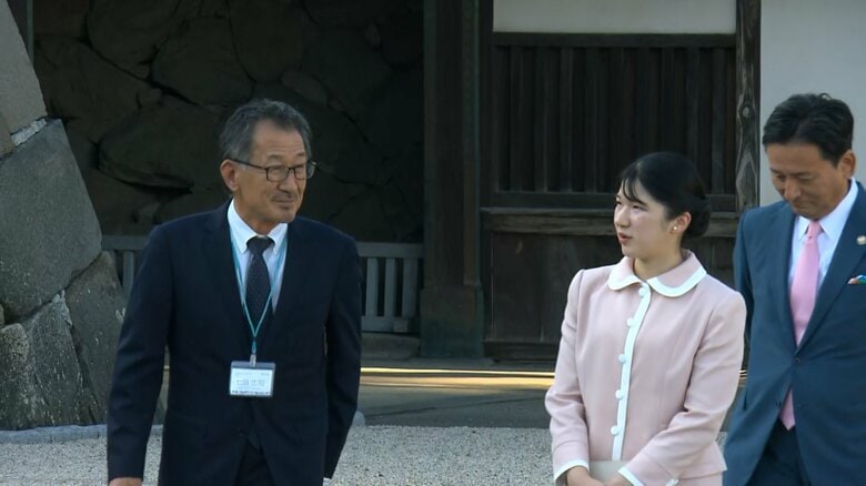 初の地方公務で佐賀城本丸歴史館を訪問される愛子さま　2024年10月11日

