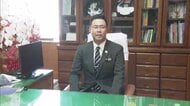 歴代最年少で初当選　古謝玄太氏が沖縄県知事に就任し初登庁「歴代知事が引き継いできた職責をしっかり受け継ぐ」