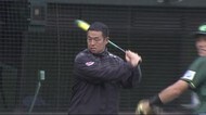 平成唯一の三冠王 元ホークス松中 ロッテ臨時コーチへ