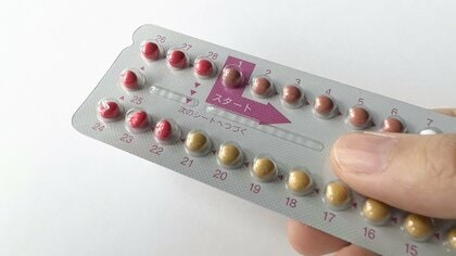 生理痛や出血量を軽くする方法はあるの？避妊だけでなく月経のトラブルを改善する“低用量ピル”の正しい知識を産婦人科医が解説