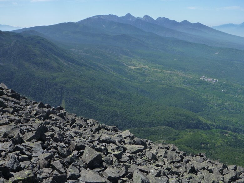 八ヶ岳連峰の縞枯山で登山中の63歳男性が意識不明に　搬送先の病院で死亡確認　心筋梗塞の疑い　｜FNNプライムオンライン