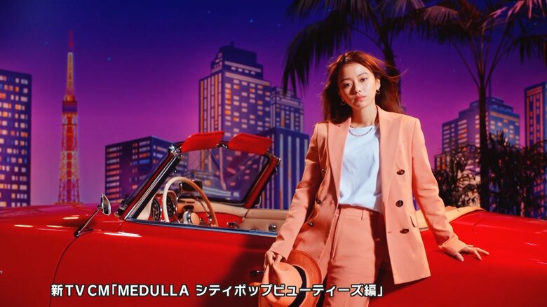 撮影メイキングシーン（山本舞香）