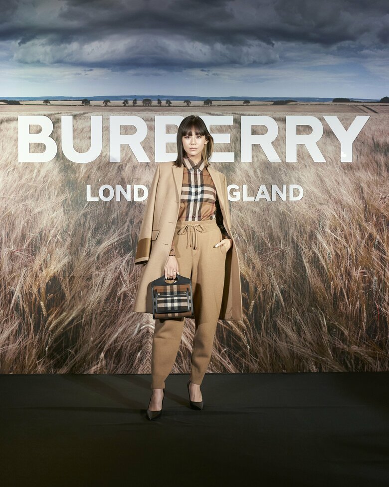 西内まりやさん