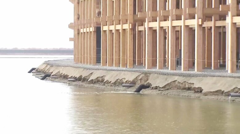 崩落が見つかった大屋根リングの盛り土