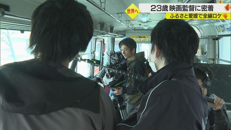 バスを貸し切って撮影