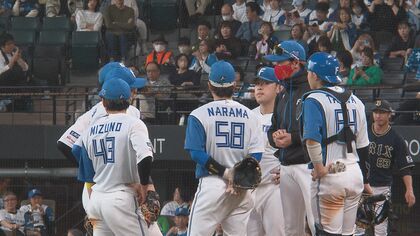 【ファイターズ】「先頭バッターのフォアボールがすべて」初回と8回に投手陣が四球から崩れ痛恨の逆転負け…2位オリックスとゲーム差1