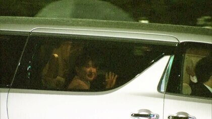 天皇陛下と愛子さまが母校・学習院大学を私的に訪問　ミュージアムで貞明皇后ゆかりの品を鑑賞