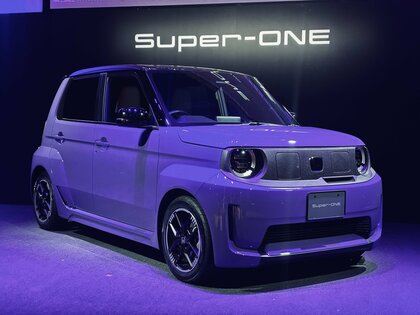 ホンダ新型EV「Super-ONE」339万円で発売　EVでエンジン音やギアチェンジの振動再現　“クルマ好き世代”向け