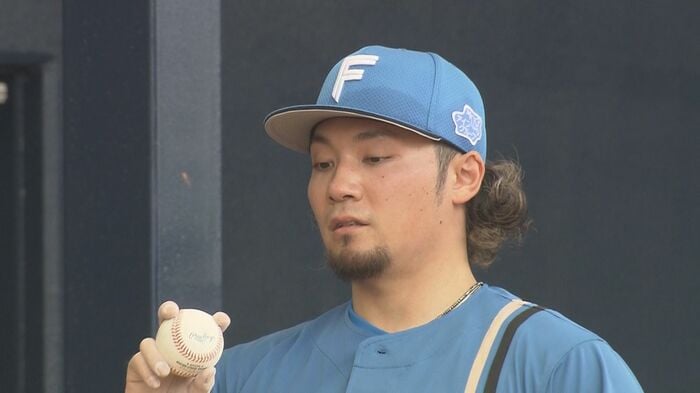 WBC公式球の感触を確認。チェンジアップに手ごたえ。