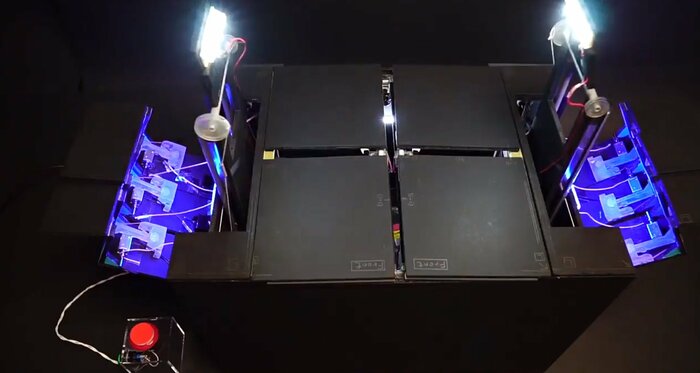 こちらが旧作の「デルモンテ」。ライトは少な目