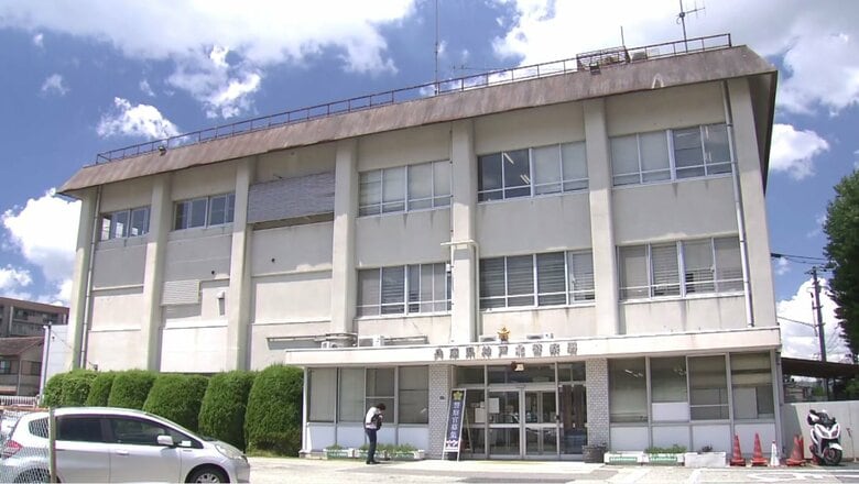 『下半身麻ひ』の26歳女性に「性的暴行」か　理学療法士の男逮捕「衝動的にやった」　両足麻ひのリハビリ中に犯行か｜FNNプライムオンライン
