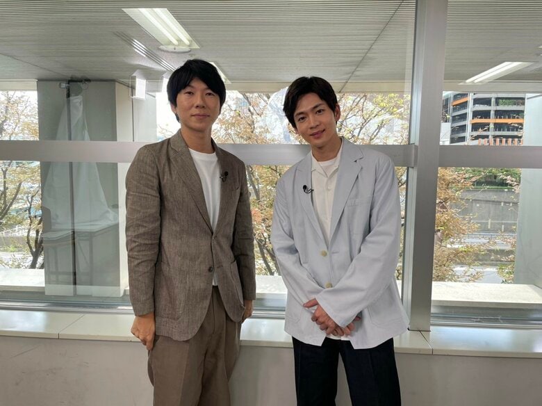 (左：古市憲寿　右：松下洸平)