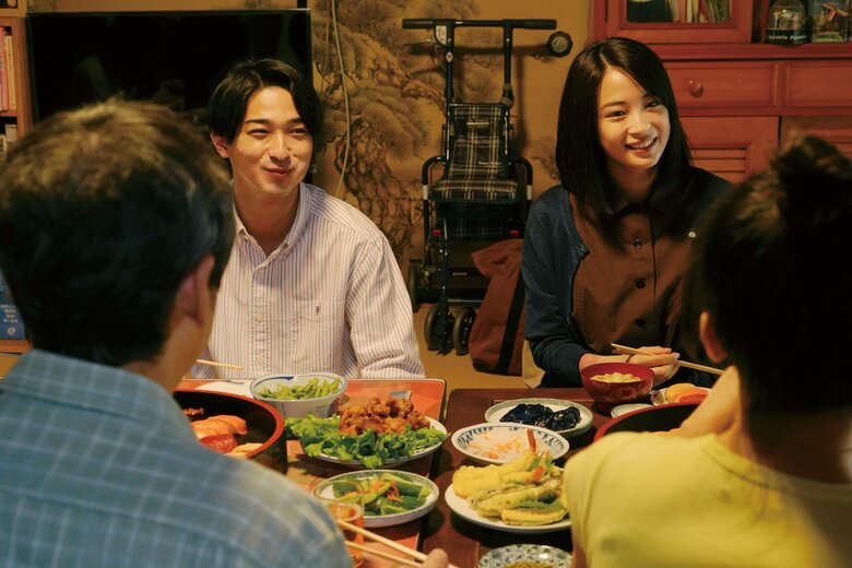 5月13日(金)全国ロードショー『流浪の月』(C)2022「流浪の月」製作委員会・配給:ギャガ