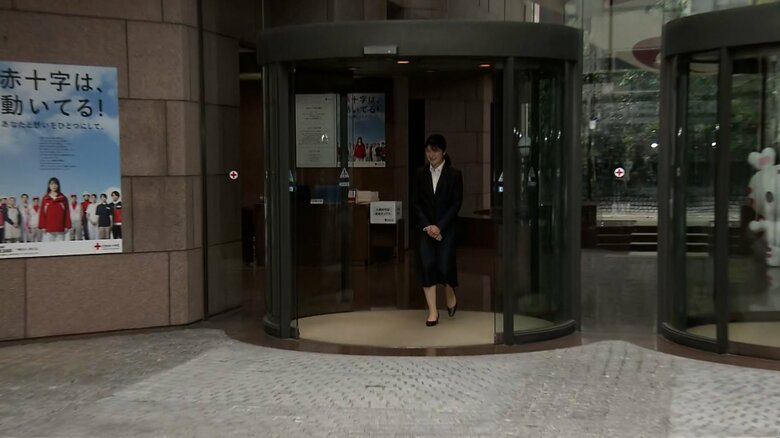 日本赤十字社に初出社された　4月1日