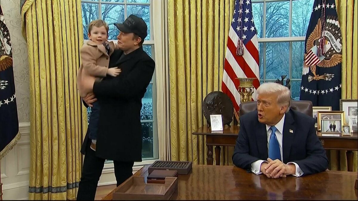 異例】「影の大統領」イーロン・マスク 氏が大統領会見に息子・Xくんと“子連れ会見”…「彼は選挙で選ばれていない」強まる影響力に反発デモ｜FNNプライムオンライン