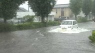 関東でゲリラ雷雨　一時レベル4大雨危険警報も　各地で道路冠水　マンホールから水噴き出す　帰宅時も激しい雷雨に注意