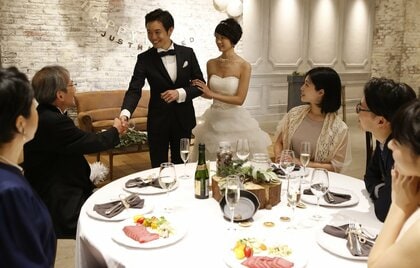 物価高で“ご祝儀”が大変！料理はしっかり、引き出物はナシの会費制披露宴も…コロナ禍で変化する結婚式への意識と予算