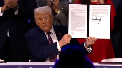 ガザ再建へ「平和評議会」設立式典　トランプ氏「国連は努力していない」