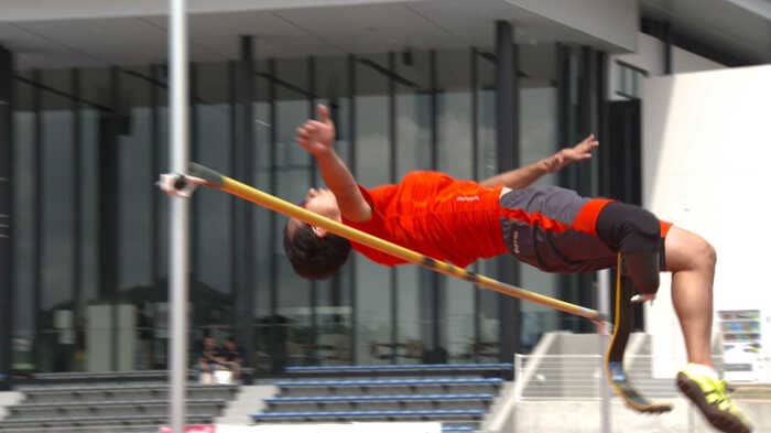 パラリンピックに5大会連続で出場している走り高跳びの鈴木徹選手
