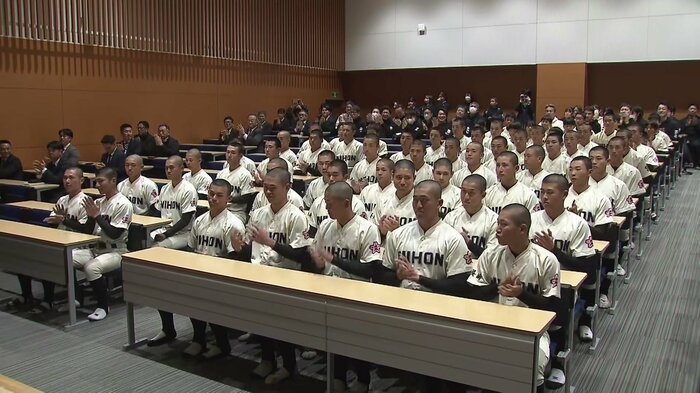 発表の瞬間は静かだった長崎日大