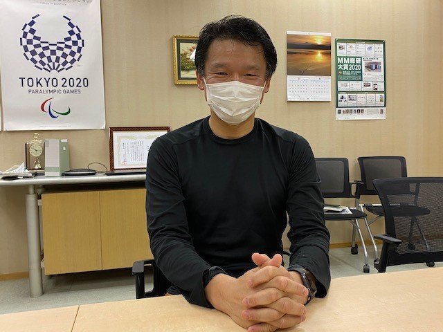東京都のデジタル化を主導する宮坂学副知事は、元ヤフー社長という異色のキャリアの持ち主