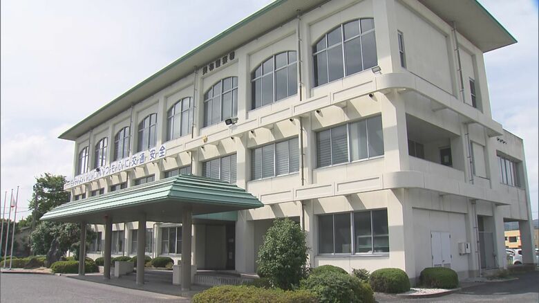 クマのような動物が県道に飛び出す　車の運転手が目撃　体長約80センチ　警察が警戒呼びかけ　山口・美祢市｜FNNプライムオンライン