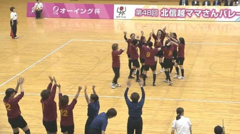 ママさんバレー“福井県ナンバーワン”決定 敦賀市の「shin ai クラブ」が7月の北信越大会へ|FNNプライムオンライン