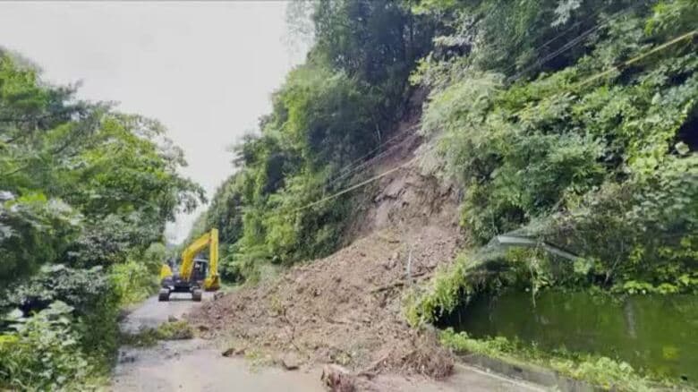 いの町の国道で土砂崩れ【高知】｜FNNプライムオンライン