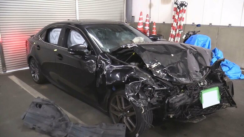 乗用車を放置し逃走か…未明の交差点で車2台が衝突し軽自動車の58歳男性が死亡 相手の運転手の行方追う｜FNNプライムオンライン