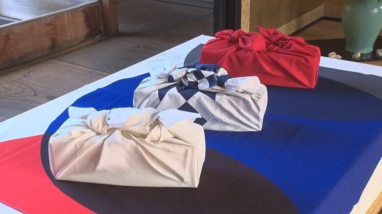 様々な柄の風呂敷