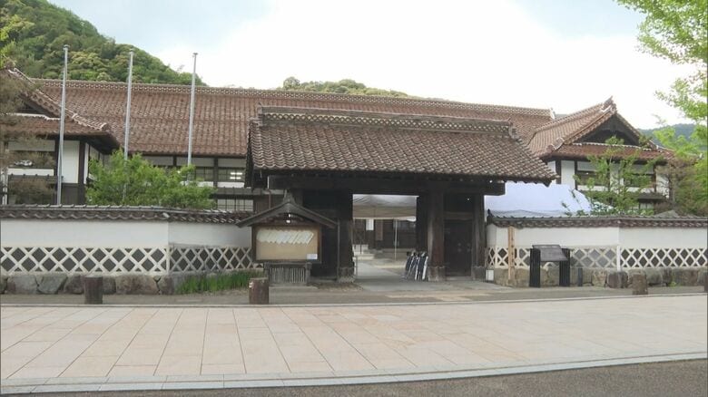 歴史的外観の維持と耐震性向上の両面が求められた