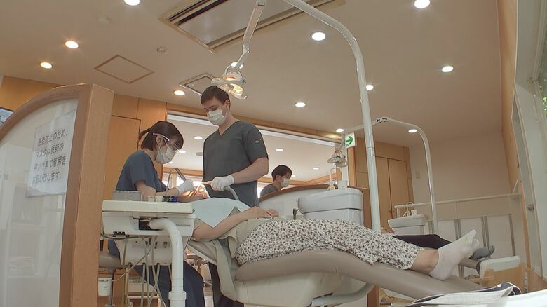 別府市の歯科医院で働くミハイロフ・ミキータさん