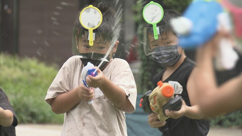 子どもも夢中！真剣なまなざし