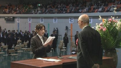 盛岡大学で入学式　合計444人が新たな一歩　「学友と学ぶ素晴らしさを分かち合いたい」岩手県滝沢市