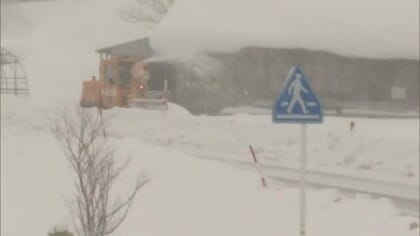 鳥取の山地で大雪続き若桜で積雪約2メートル…なだれに注意　31日午前まで鳥取で断続的に雪