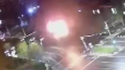 ロシア軍が国内で“誤爆”…車走行する道路で突然の大爆発　住宅や道路に被害、3人負傷