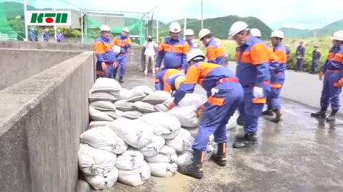 震度5強で貯油タンクが破損、引火…を想定 五島市の油槽所で火災訓練【長崎】