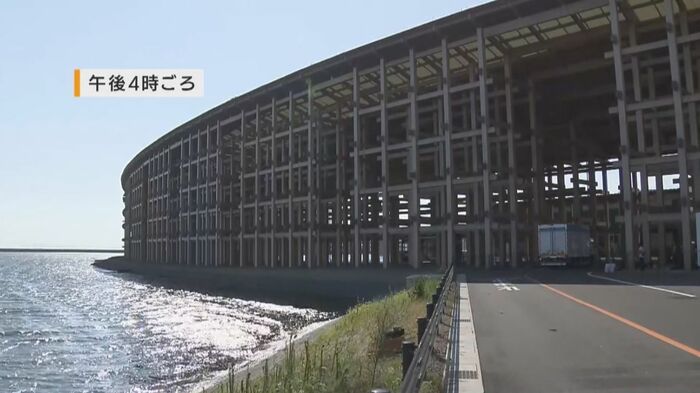 30日午後4時ごろの大屋根リングと海