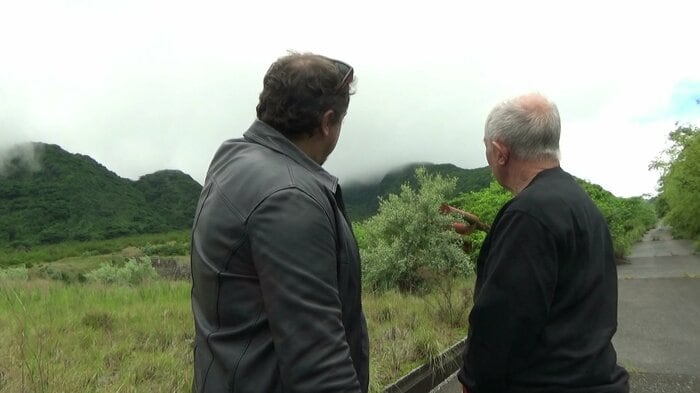 普賢岳を見つめてクラフト夫妻に想いを馳せた