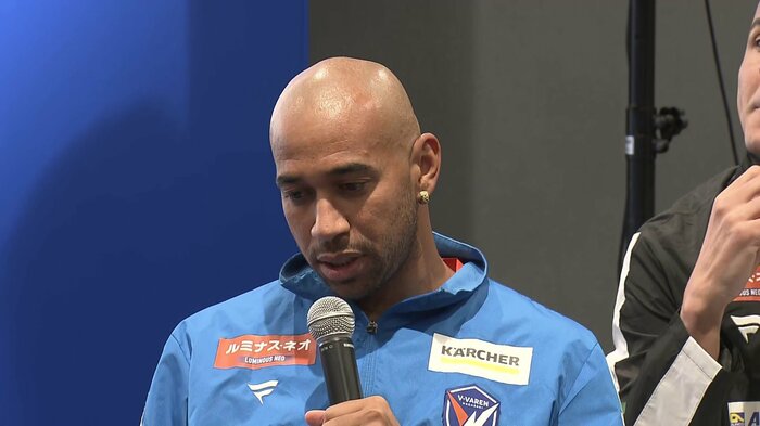 浦和レッズから加入したチアゴ・サンタナ選手