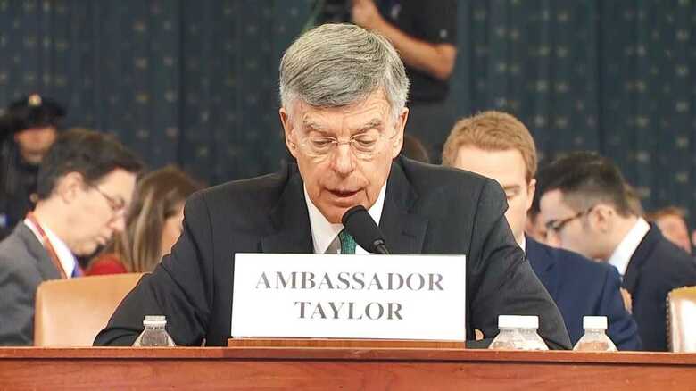 公聴会で証言したウィリアム・テイラー米臨時大使（11月13日）