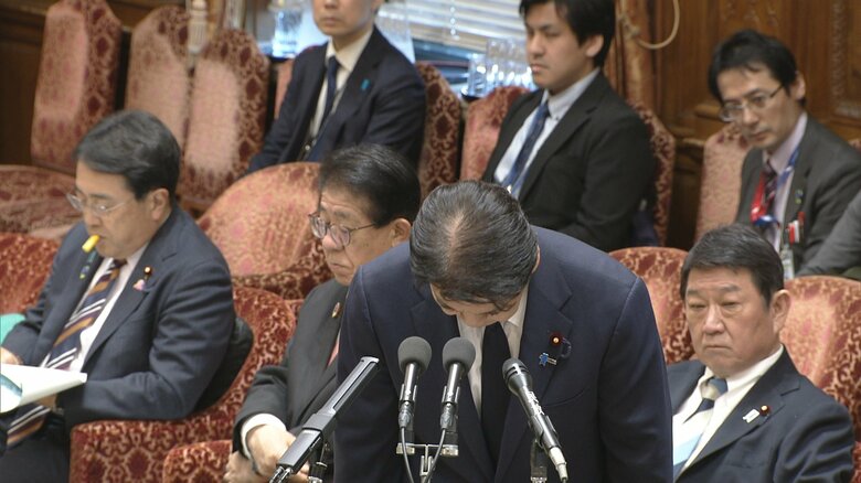 “不倫疑惑”一部報道に衆院予算委で陳謝する松本文科相